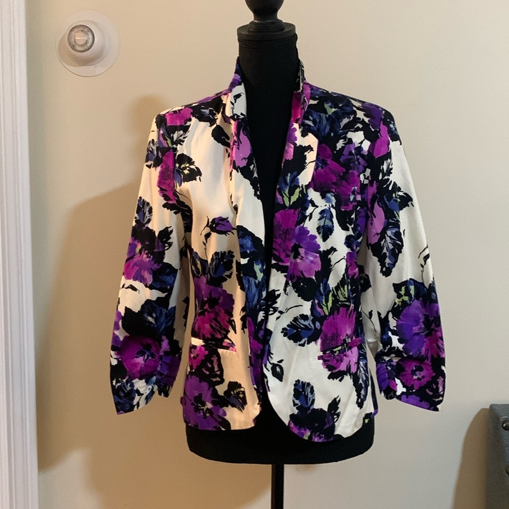 Blazer large but runs small